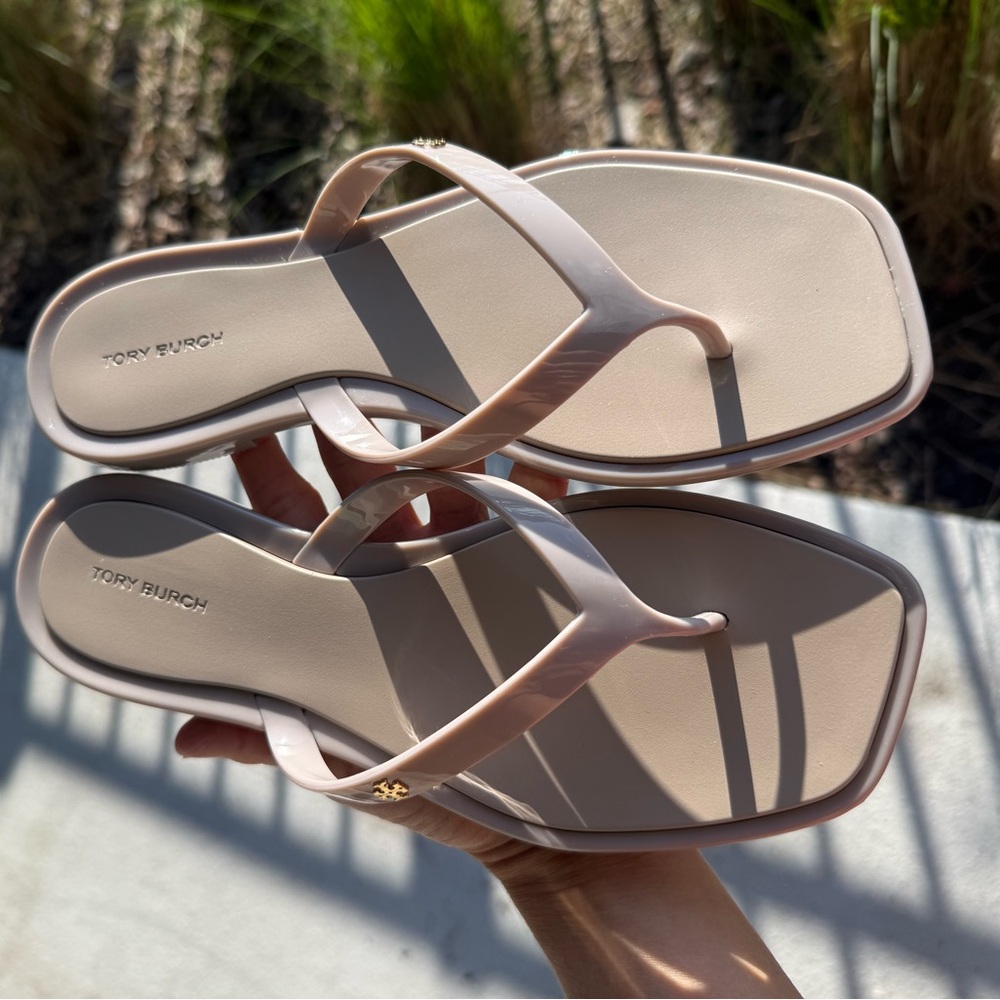 🆕 Tory Burch Roxanne Flip Flops Light Pink